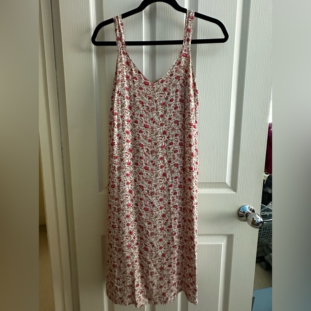 Cinnamon Girl, small, Made in Hawaii. White/multi-color short dress.